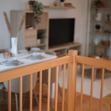 90Qm, 3 Bedrooms, Near Schoenbrunn, Balcony - Axara Housing Wina Bagian luar foto