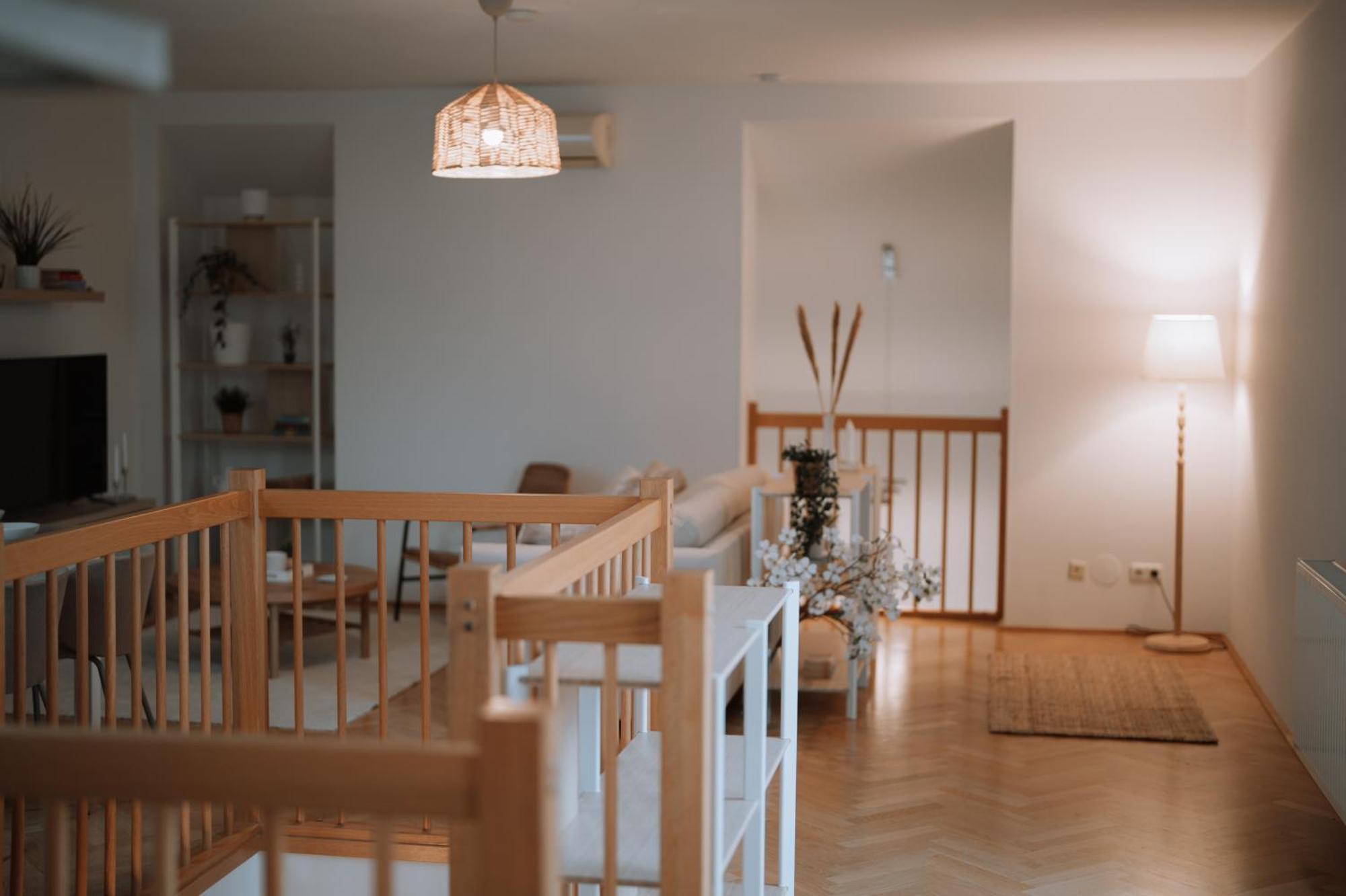 90Qm, 3 Bedrooms, Near Schoenbrunn, Balcony - Axara Housing Wina Bagian luar foto
