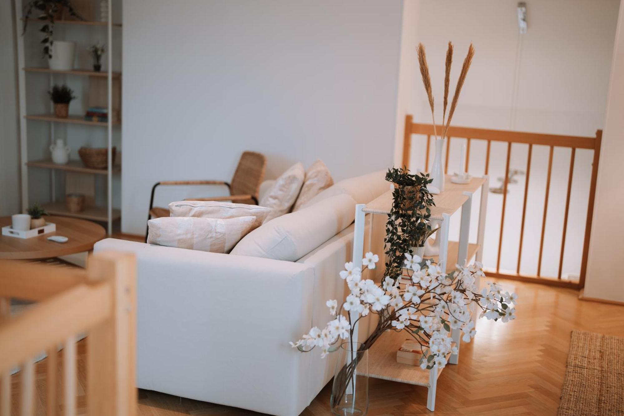 90Qm, 3 Bedrooms, Near Schoenbrunn, Balcony - Axara Housing Wina Bagian luar foto